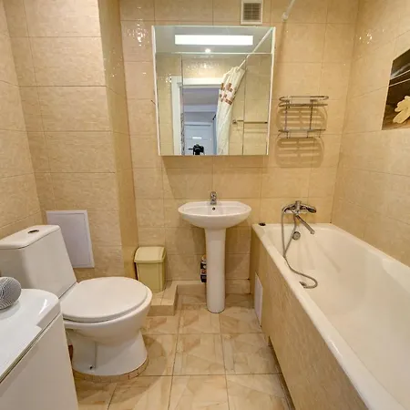 Excellent Apartment Druzhby Narodov Boulevard 3A. Lybedskaya Metro Station Kyiv Exterior photo