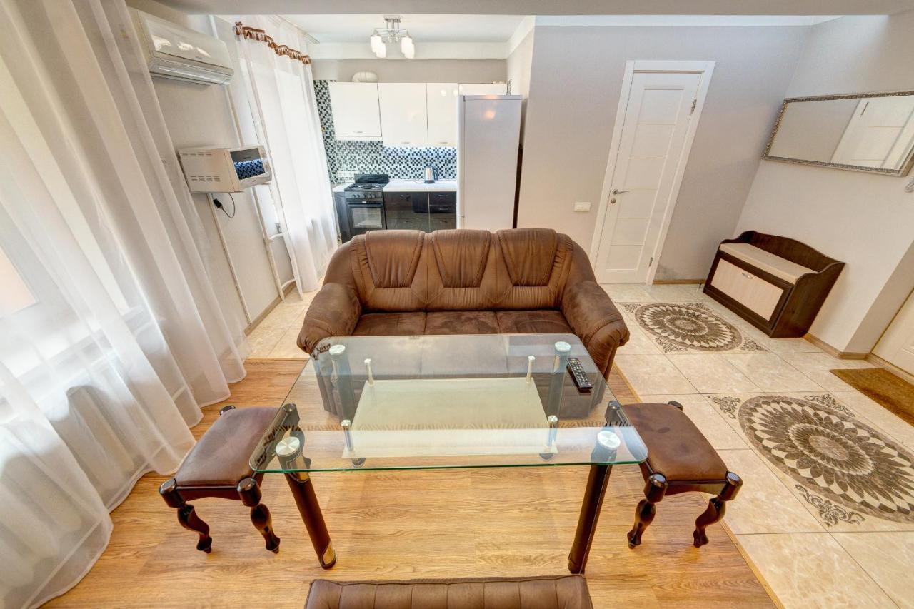 Apartment Excellent Druzhby Narodov Boulevard 3a. Lybedskaya Metro Station *